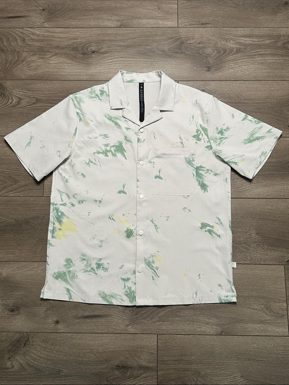 Lululemon Airing Easy Camp Collar Shirt Diffuse Dye Print Green Multi Medium